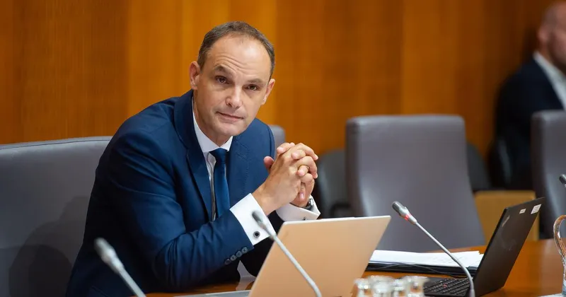 Tea Košir po izstopu iz Demokratov odstopila še s poslanske funkcije