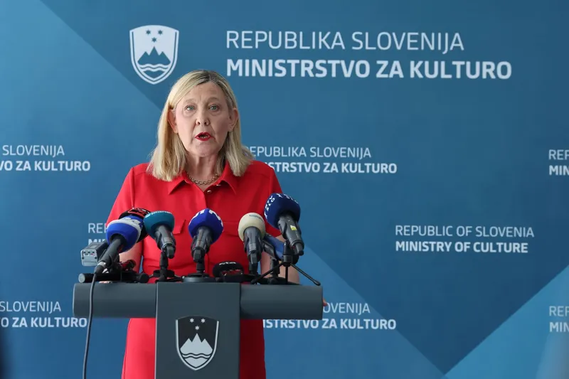 Ministrstvo za kulturo predlaga spremembe medijske zakonodaje in upravljanja RTV
